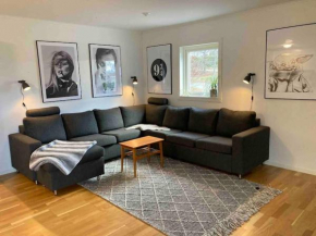 Havsnära och modernt boende perfekt för både familjesemestern och arbetsresan, Karlskrona